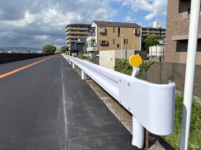 淀川区 ガードレール 材工共